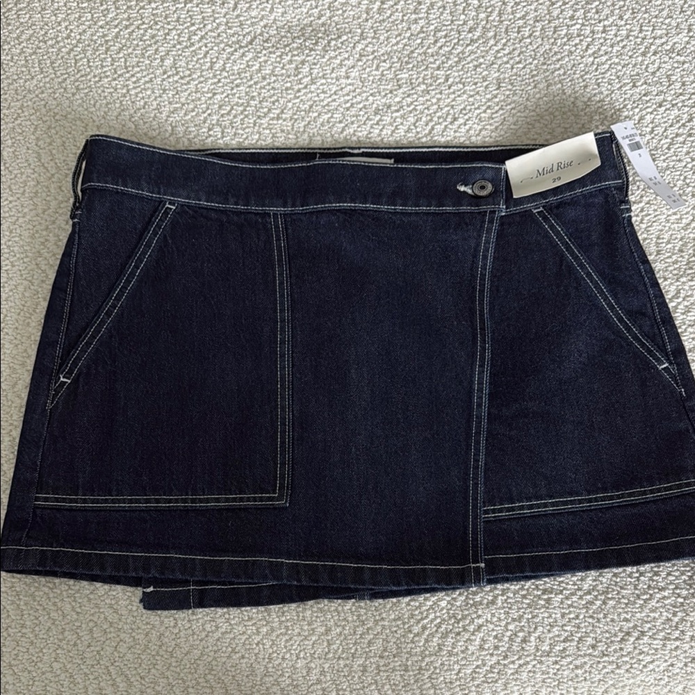 Women's Abercrombie & Fitch mini wrap Skirt - Dark wash mid rise size 29
